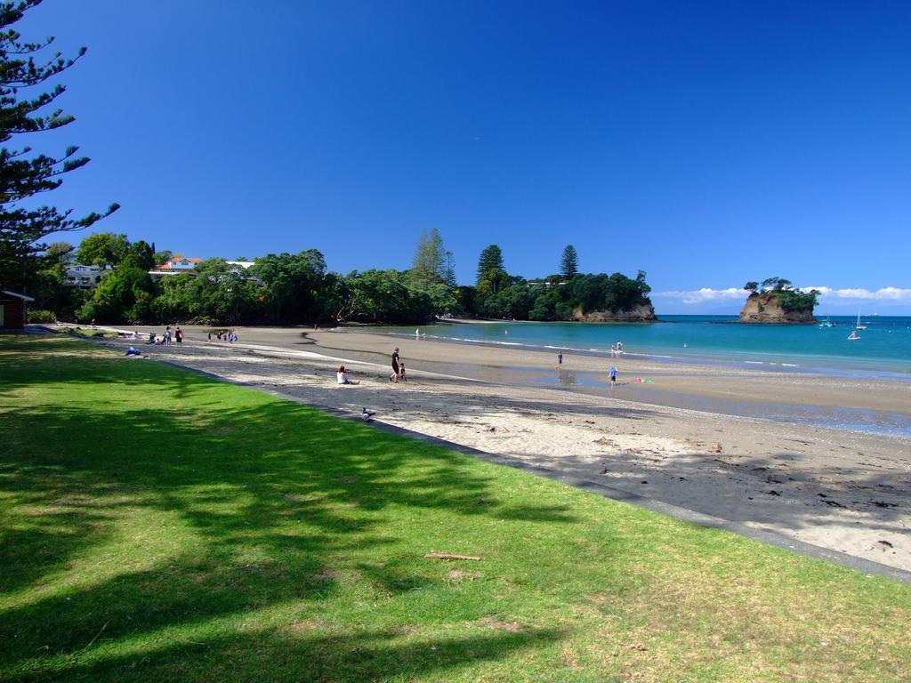 Close To Beach Auckland Luaran gambar